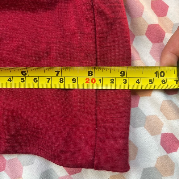 Red Marino wool hat - Picture 4 of 8